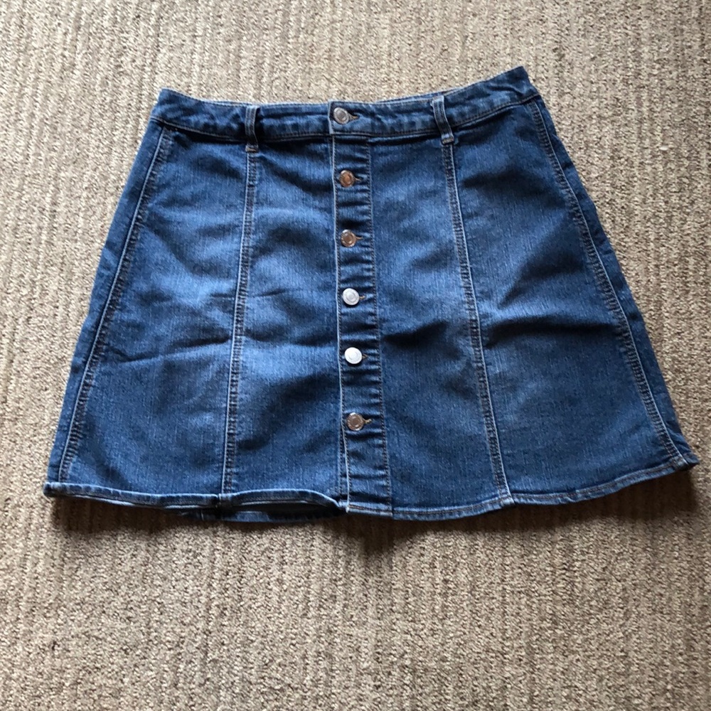 Mossimo denim button skirt